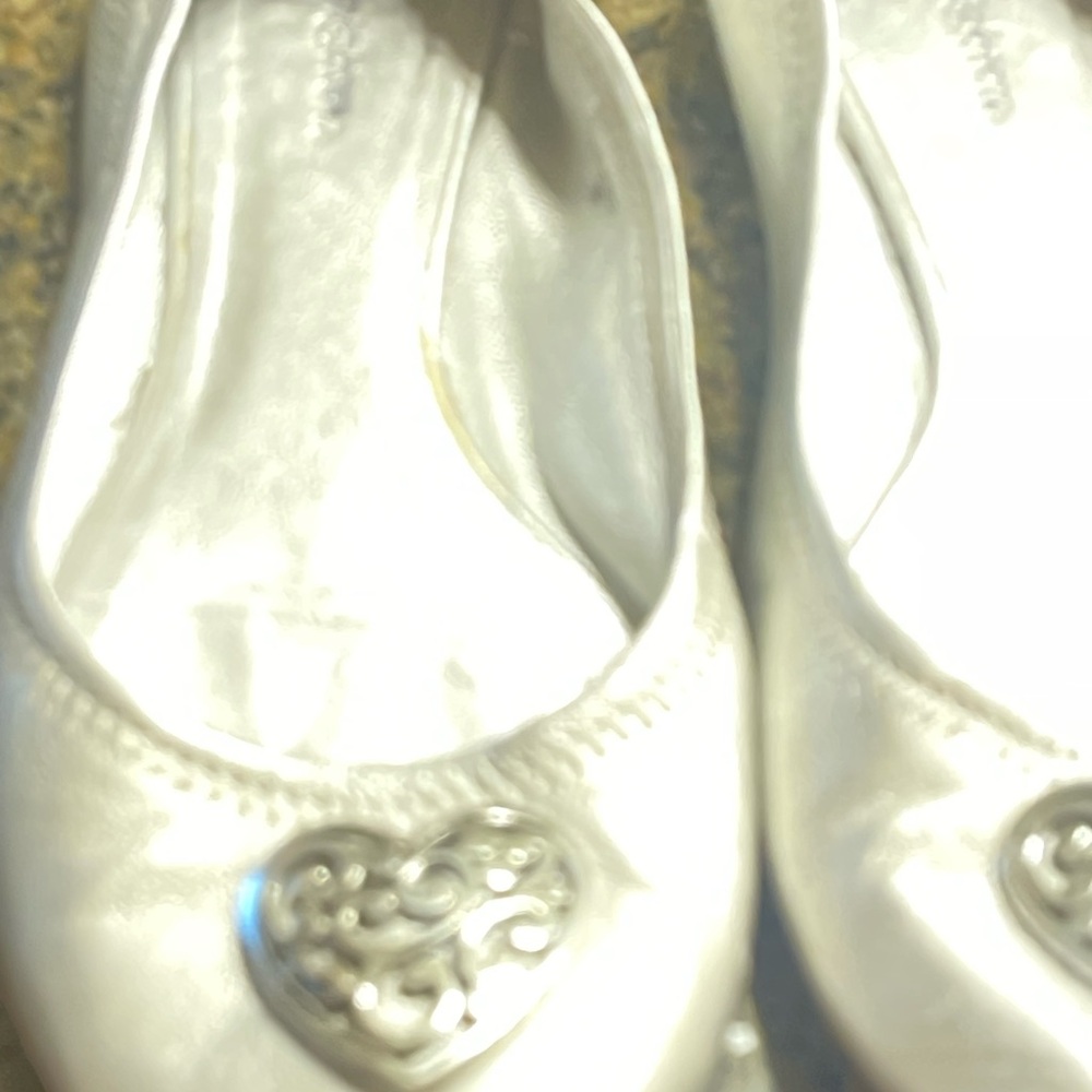 Brighton matt silver Flats with Silver Heart Accent